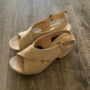 Clarks Women’s Criss-Cross Suede Heels